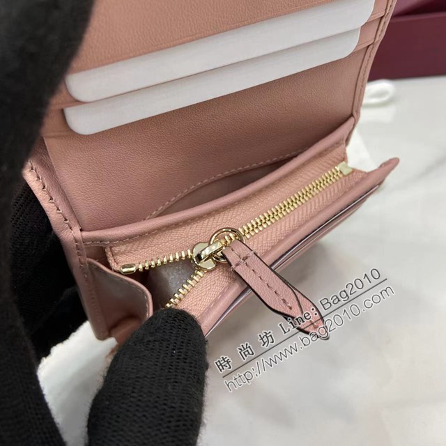 Gucci專櫃古馳最新款短夾錢包翻蓋短錢夾 jh2771型號：820692